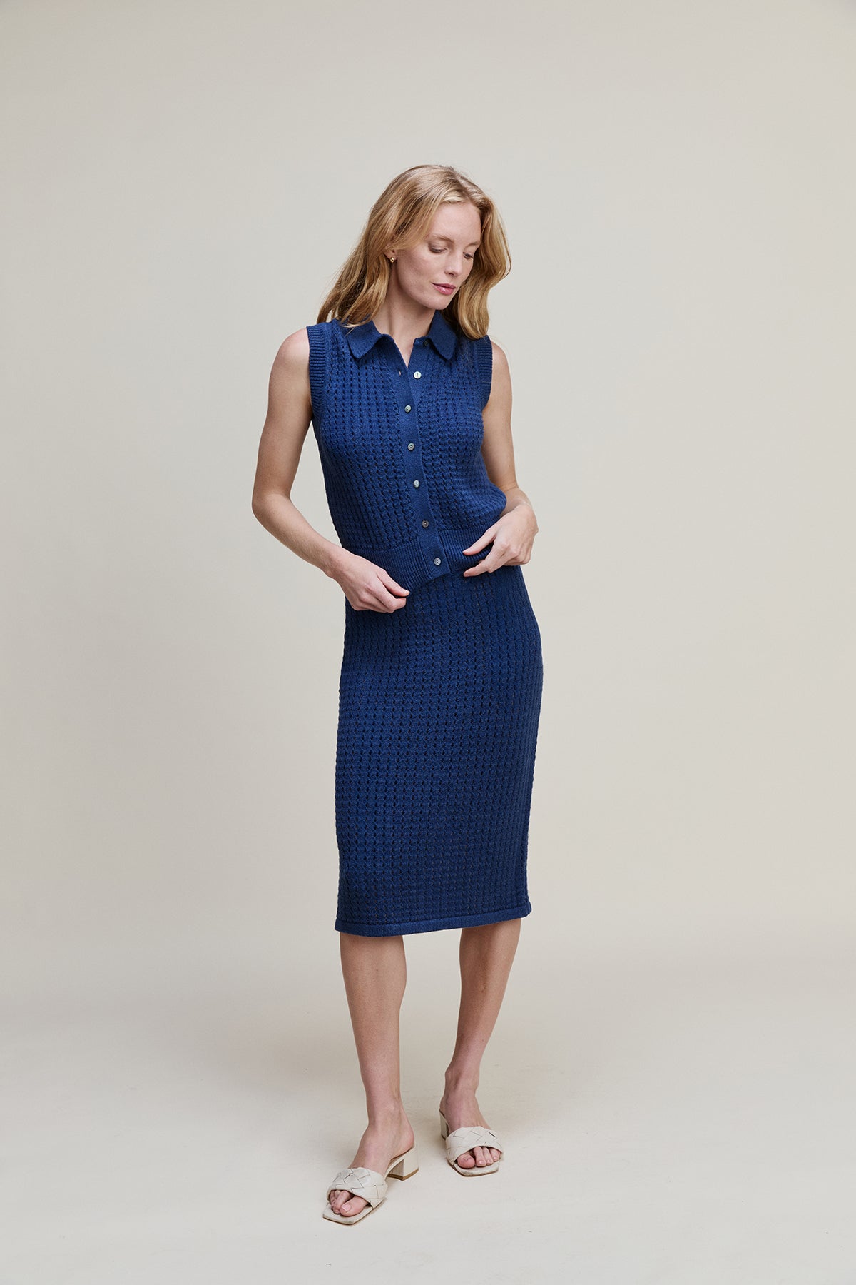 #color_navy
