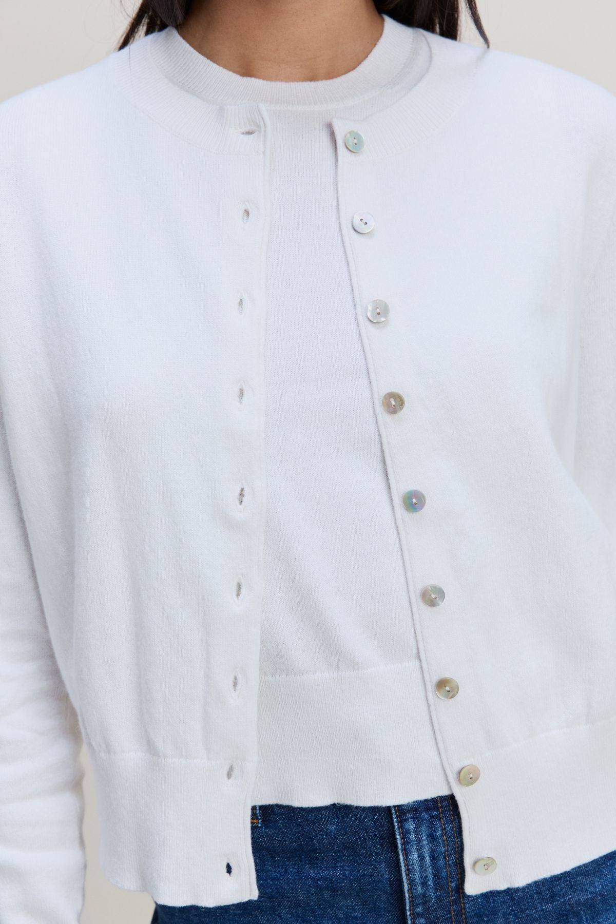 #color_ivory