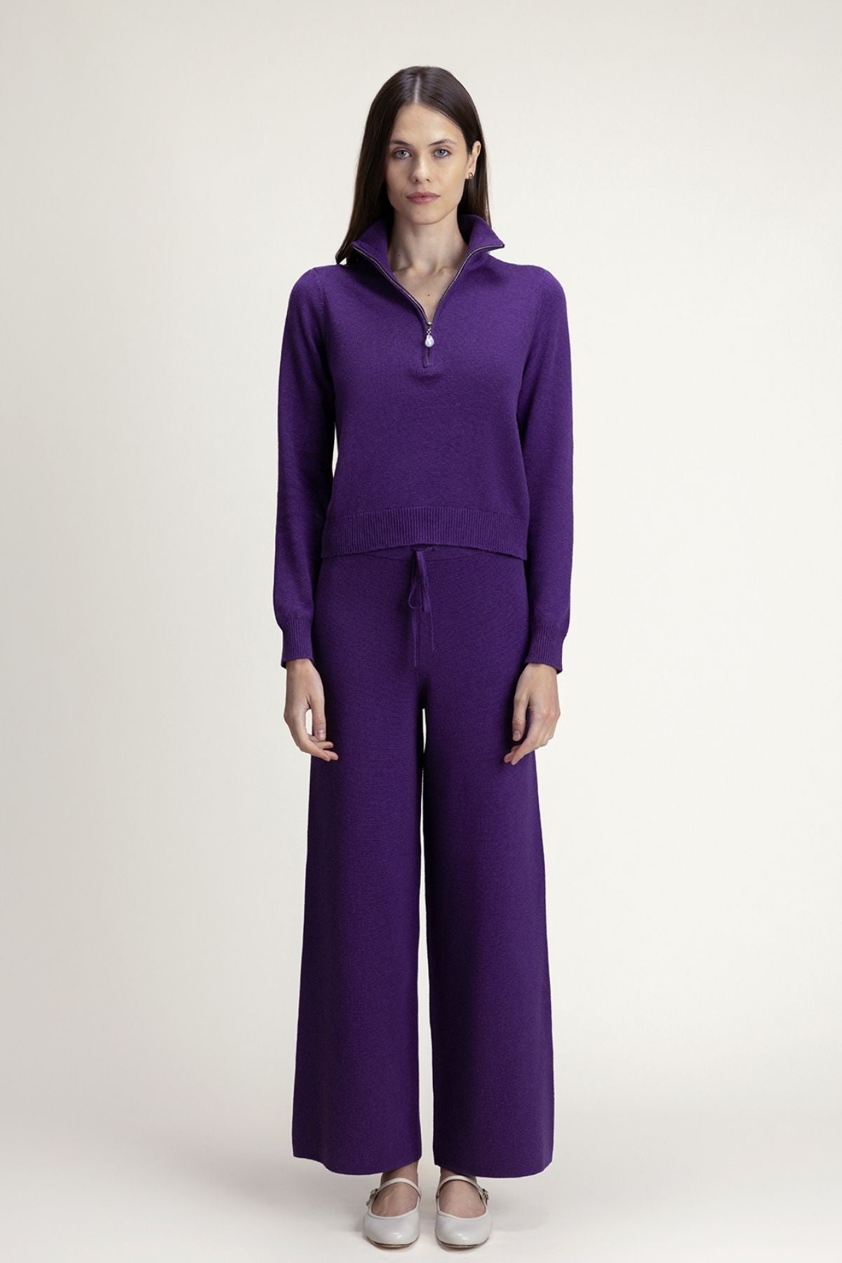 #color_plum