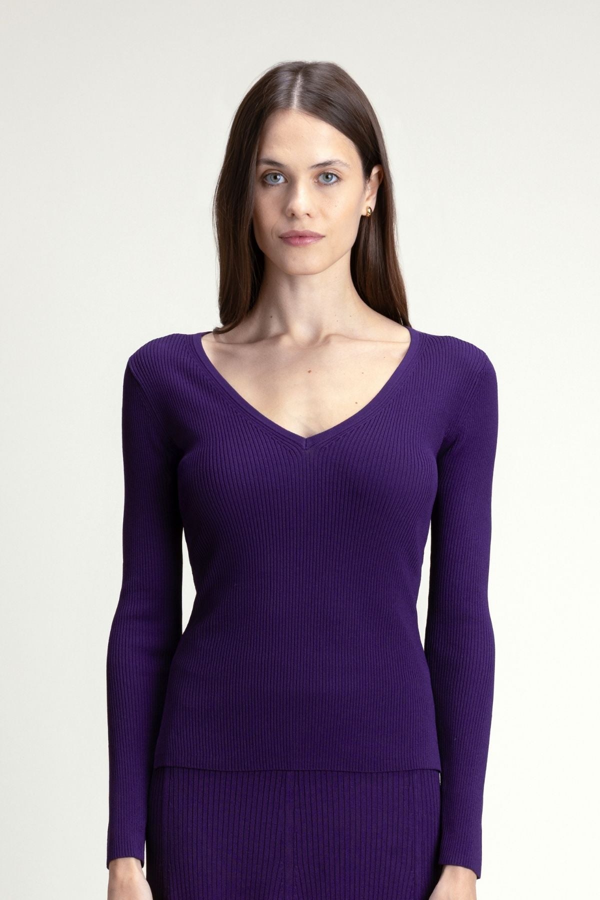 #color_plum