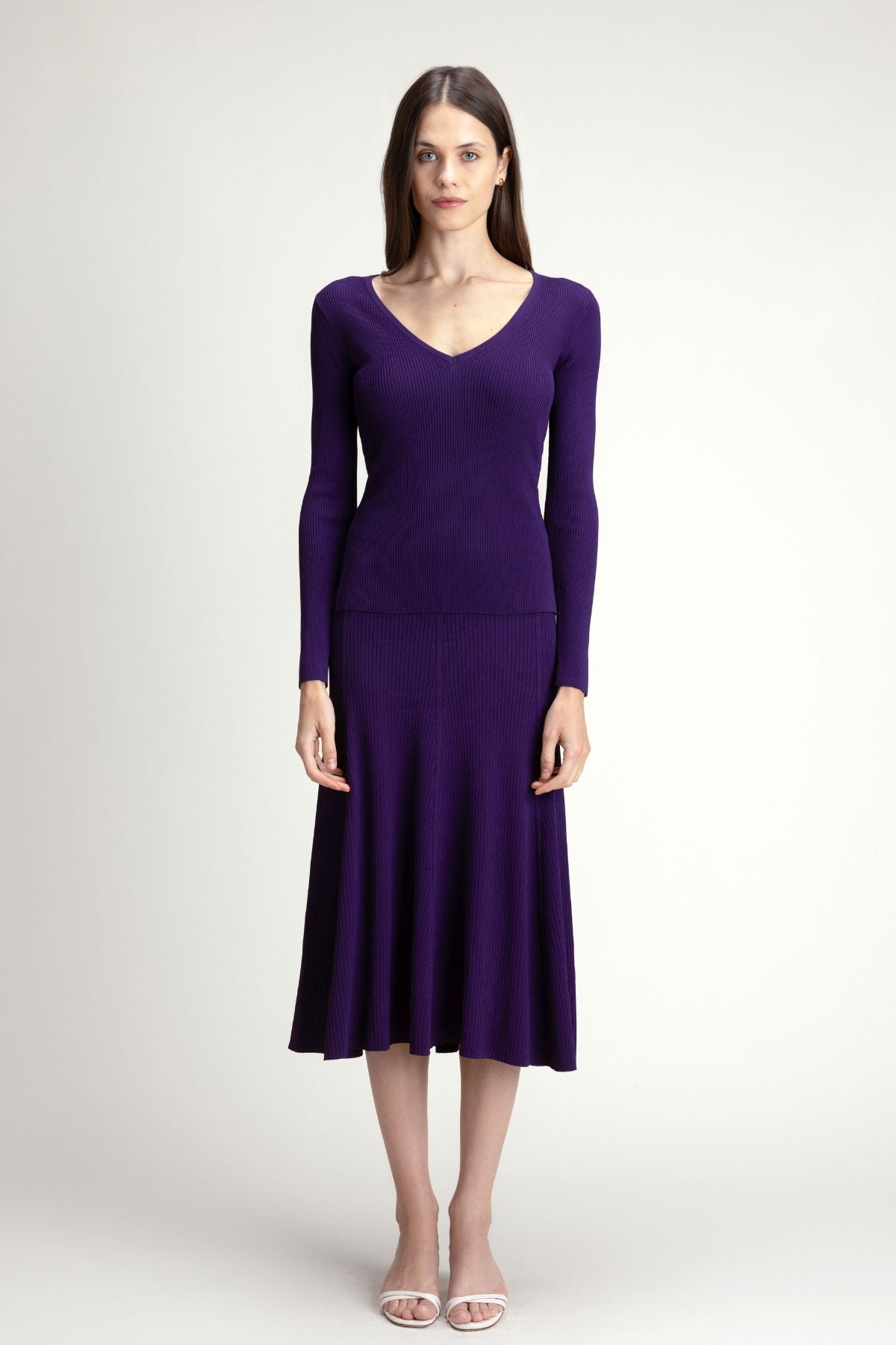 #color_plum